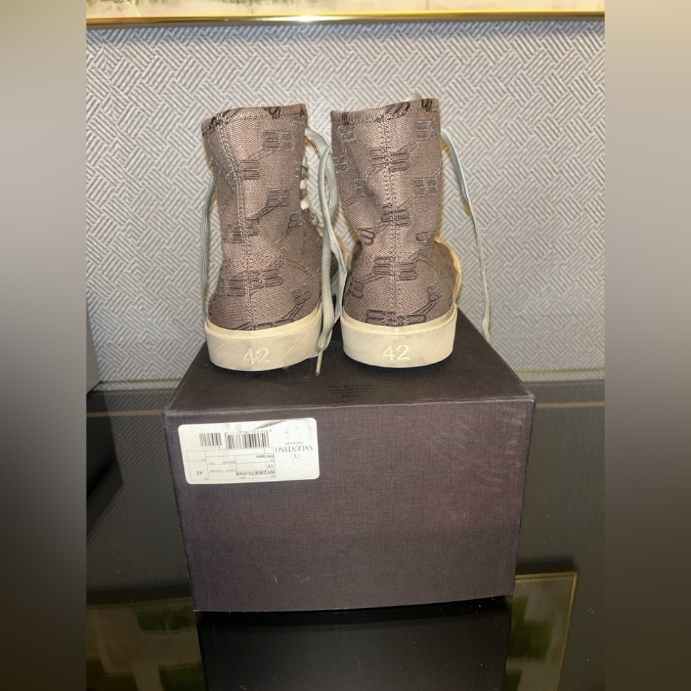 men's size 9 BALENCIAGA Paris High-Top BB Monogram Sneakers New No Box - Picture 5 of 7